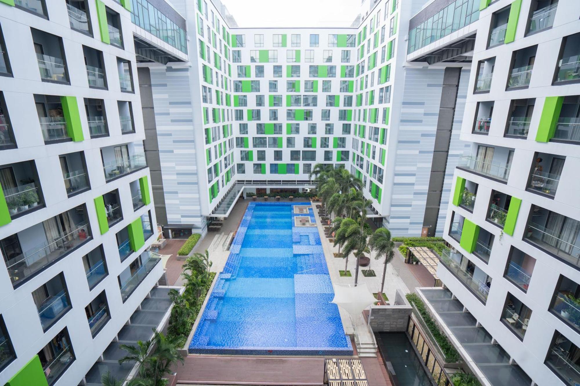Airport - King Bed - Free Pool & Gym & Kids TP. Hồ Chí Minh