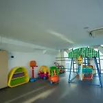 Apartment Airport - King Bed - Free Pool & Gym & Kids Room