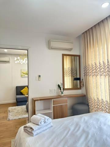 Airport - King Bed - Free Pool & Gym & Kids Apartment *