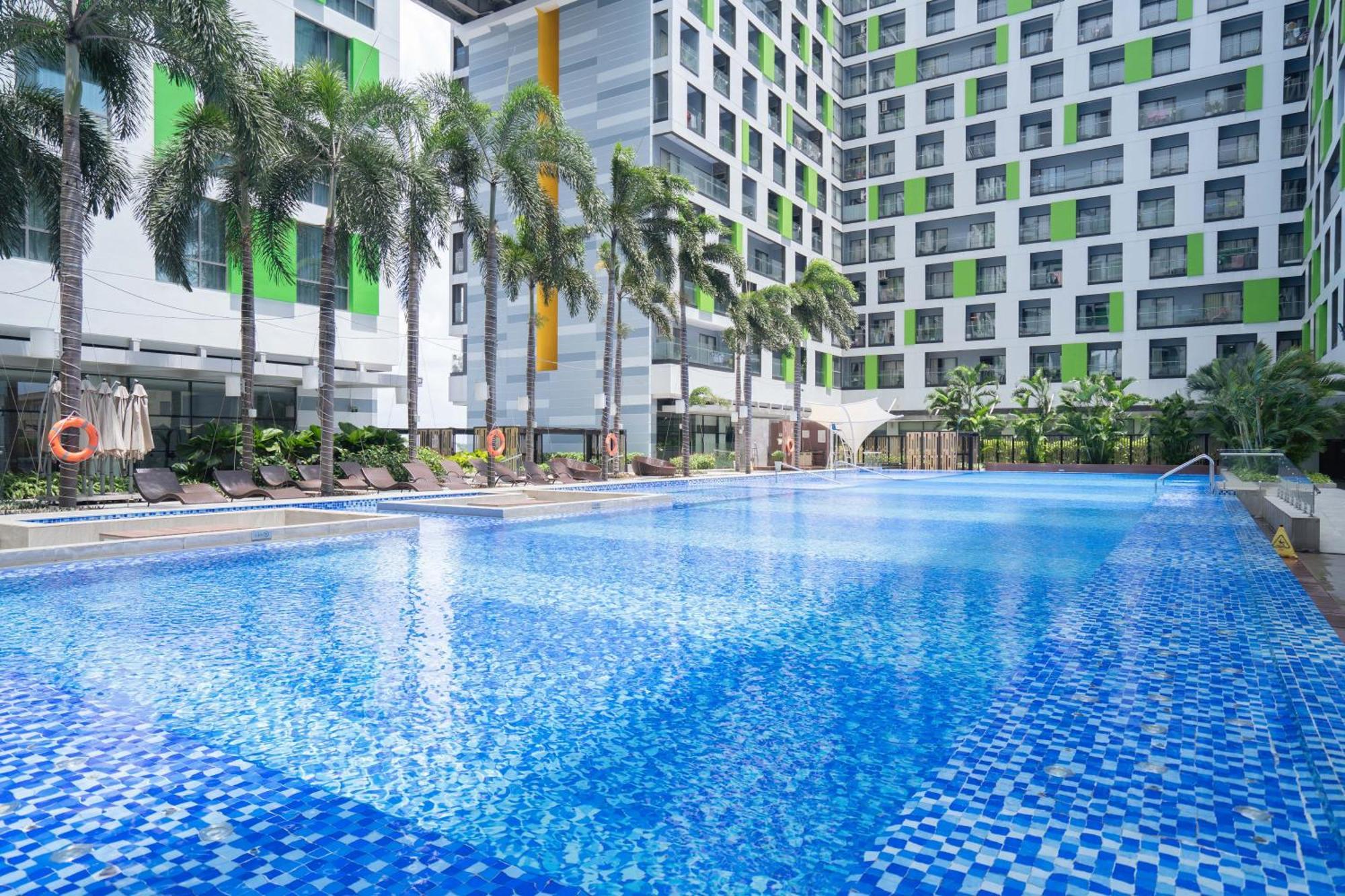 Airport - King Bed - Free Pool & Gym & Kids Apartment Ho Chi Minh City